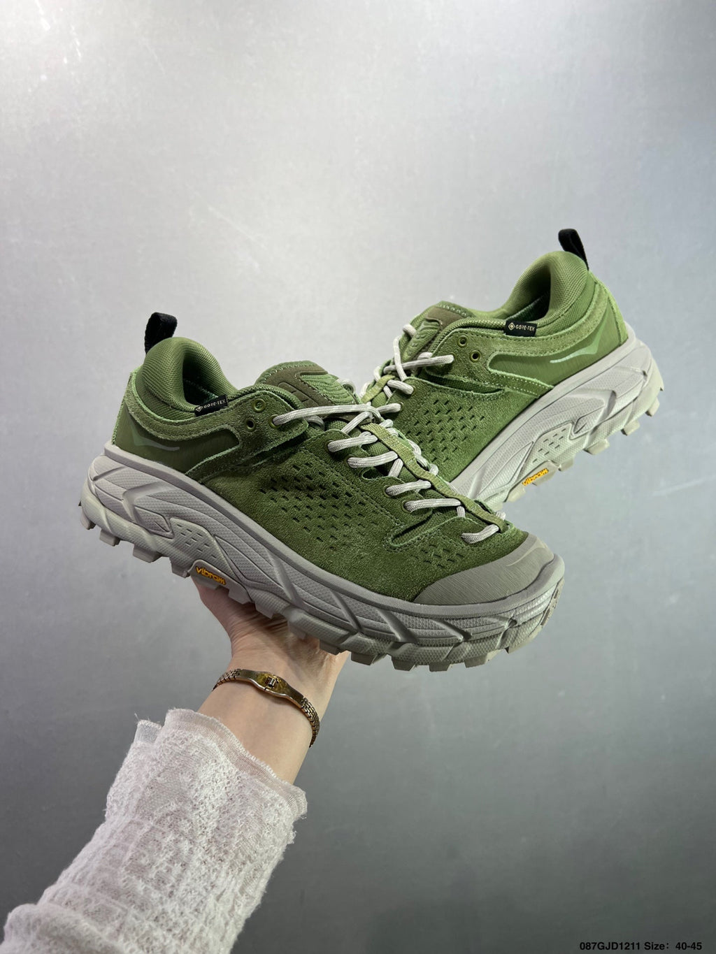 HOKA ONE ONE TOR ULTRA LO