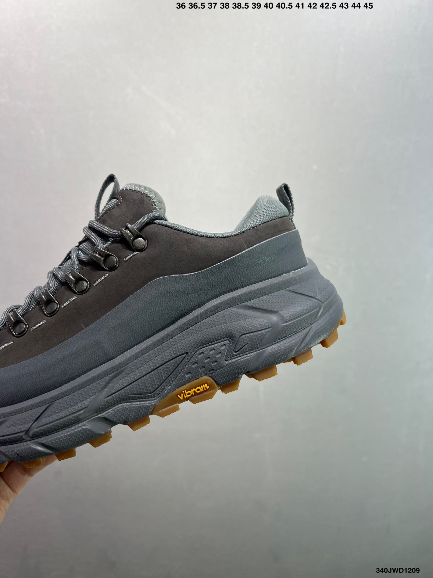 HOKA ONE ONE Tor Summit