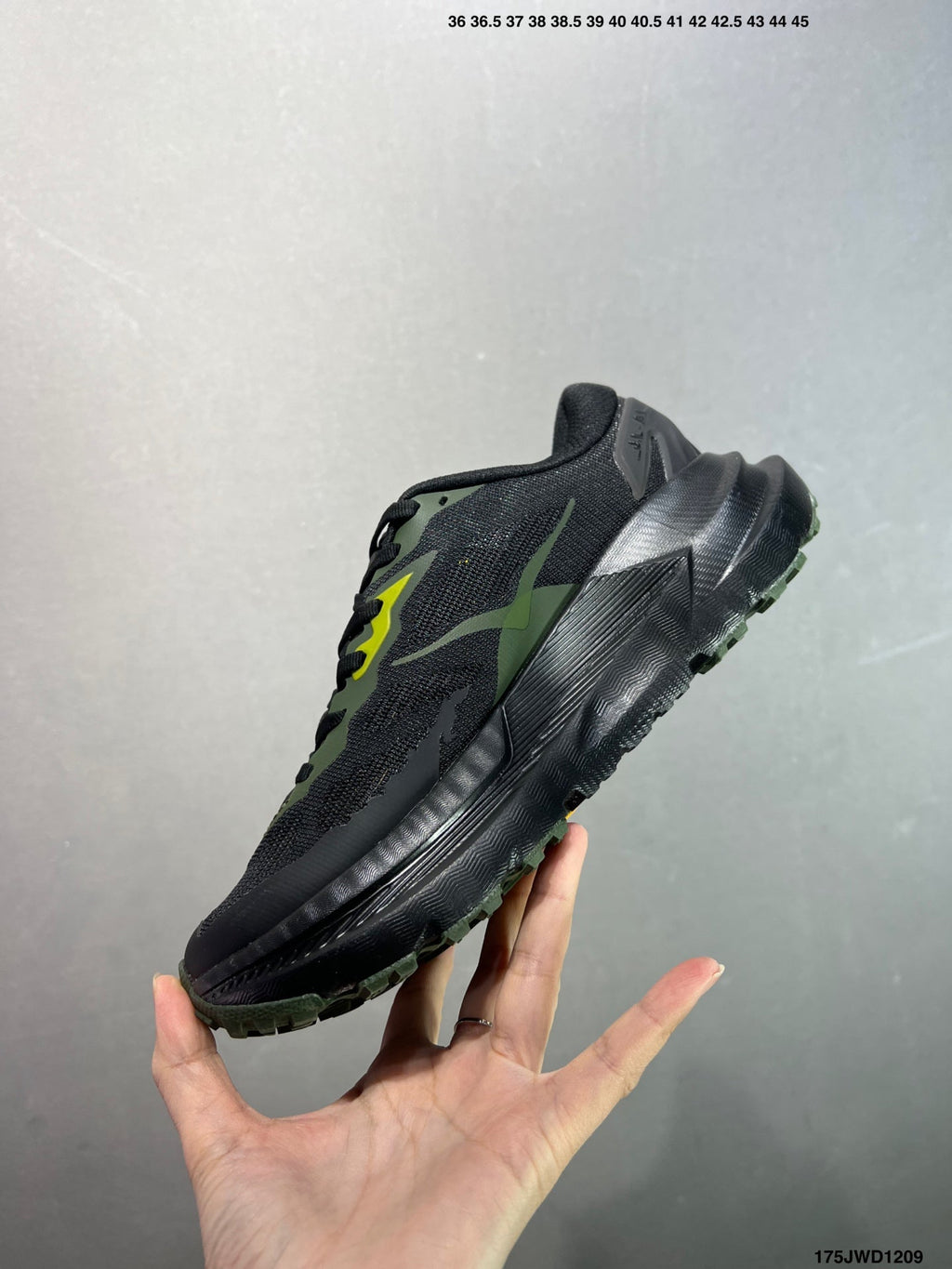 HOKA ONE ONE M MAFATE X