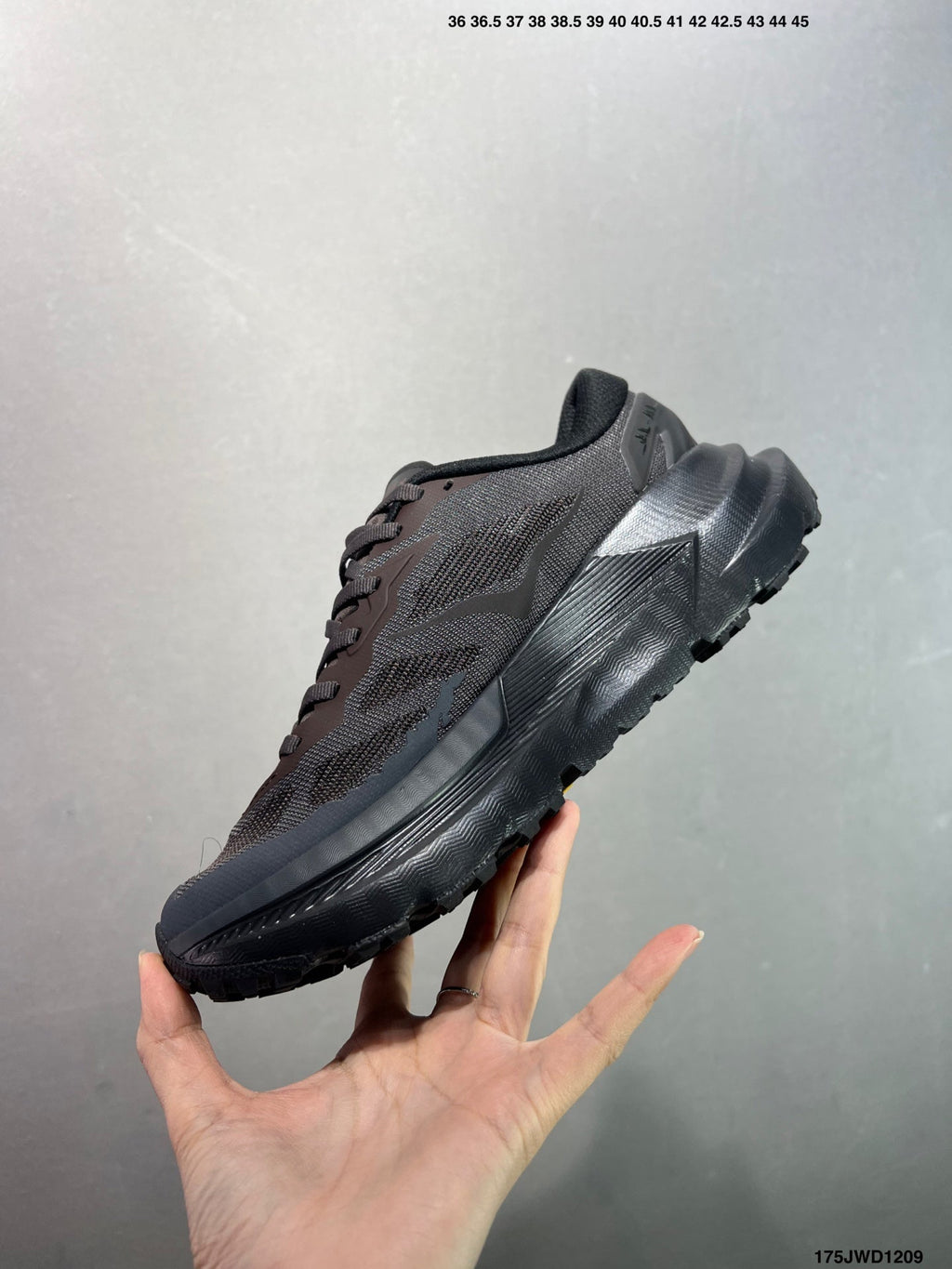 HOKA ONE ONE M MAFATE X